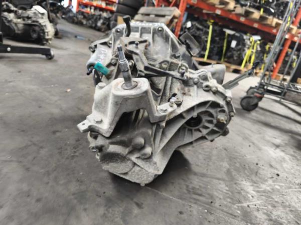 BOITE DE VITESSE MANUEL RENAULT/DACIA 1.5DCI CODE: TL4079 - Vue 4